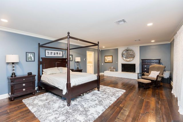 4843 Sweetbriar St, Baton Rouge, LA 70808