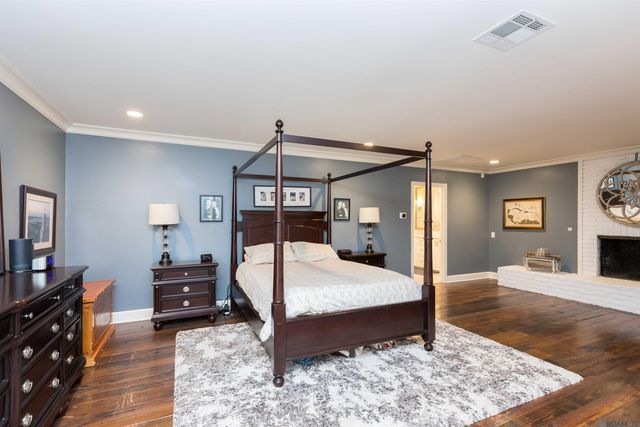 4843 Sweetbriar St, Baton Rouge, LA 70808