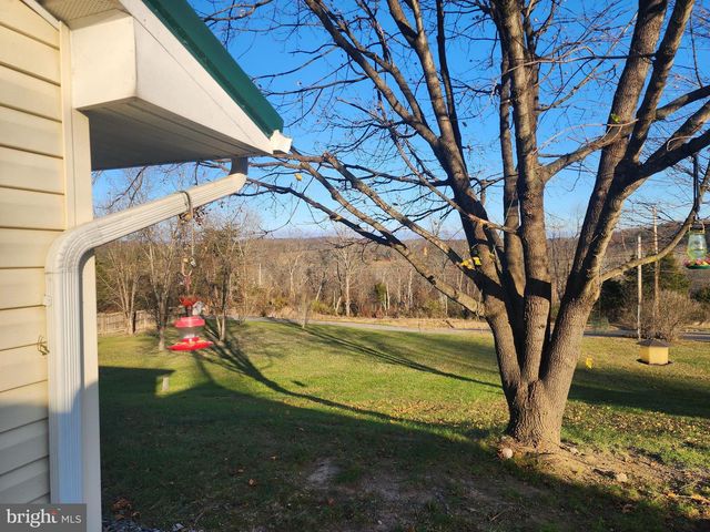 5895 FORT ASHBY RD, Keyser, WV 26726