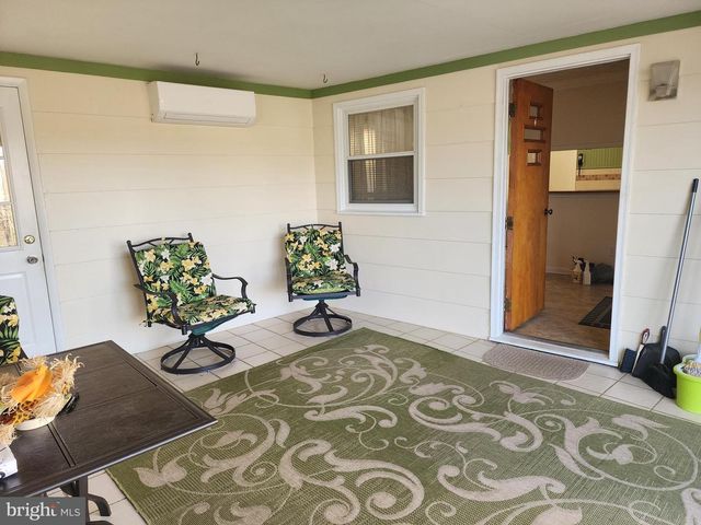 5895 FORT ASHBY RD, Keyser, WV 26726