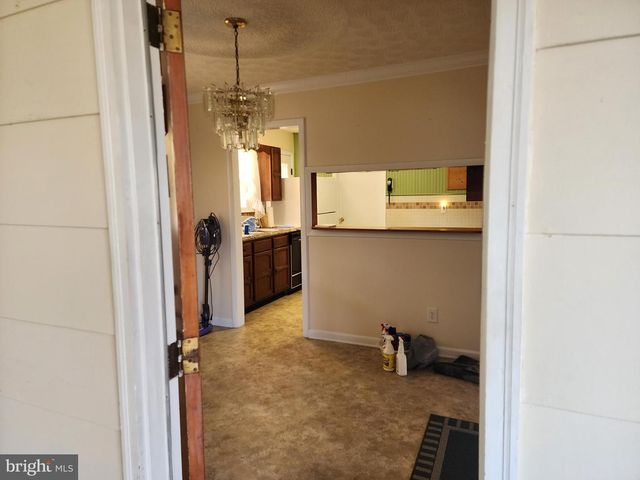 5895 FORT ASHBY RD, Keyser, WV 26726