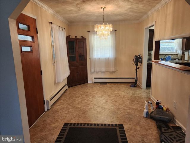 5895 FORT ASHBY RD, Keyser, WV 26726