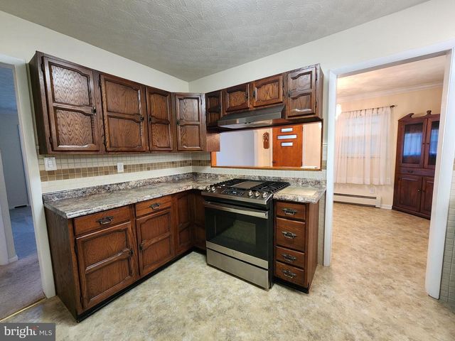 5895 FORT ASHBY RD, Keyser, WV 26726