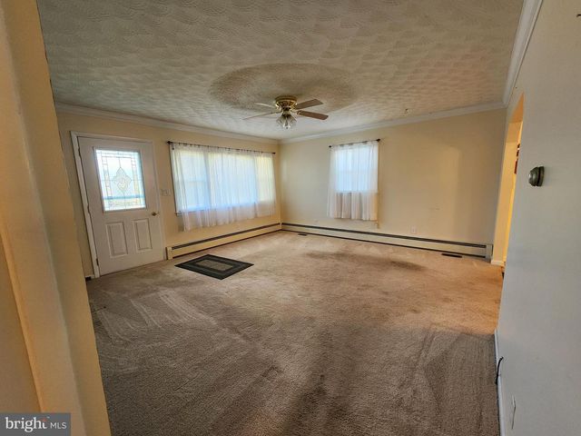 5895 FORT ASHBY RD, Keyser, WV 26726