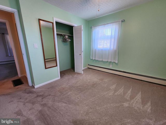 5895 FORT ASHBY RD, Keyser, WV 26726