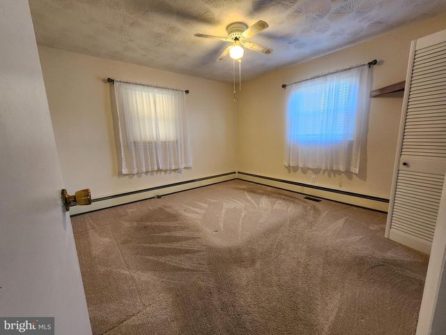 5895 FORT ASHBY RD, Keyser, WV 26726