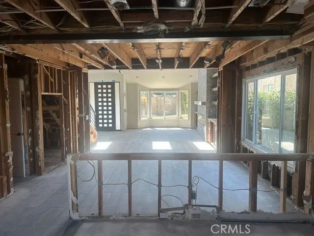 75 Adams Avenue, Huntington Beach, CA 92648