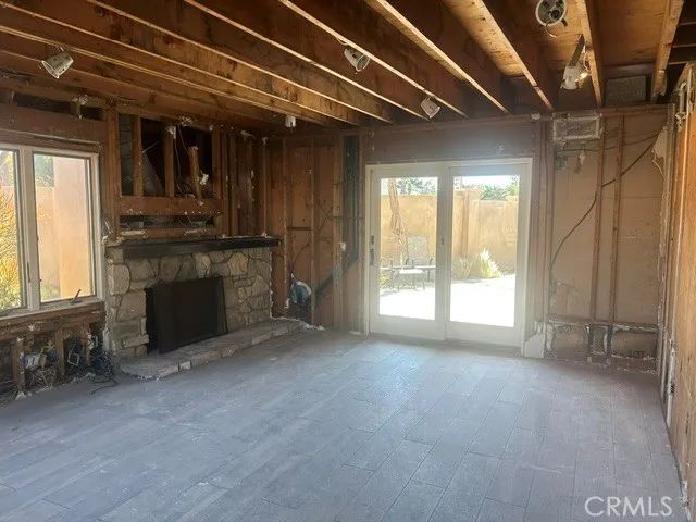 75 Adams Avenue, Huntington Beach, CA 92648