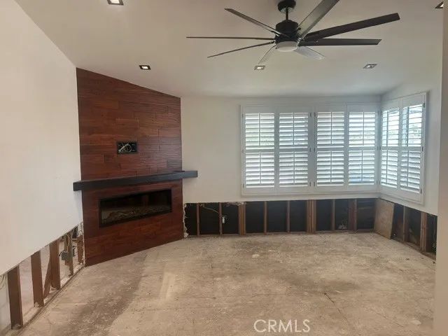 75 Adams Avenue, Huntington Beach, CA 92648
