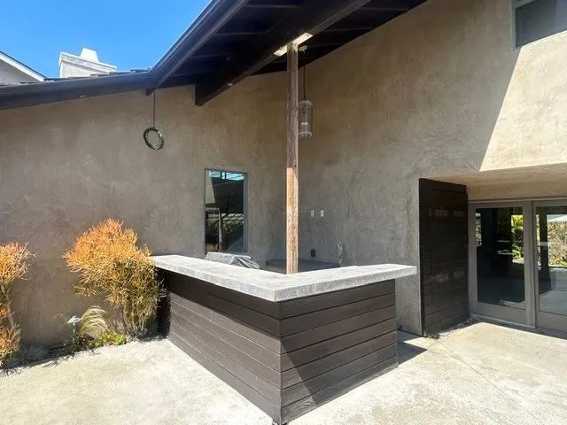 75 Adams Avenue, Huntington Beach, CA 92648