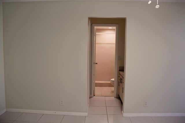 729 NW 29th Avenue, Delray Beach, FL 33445