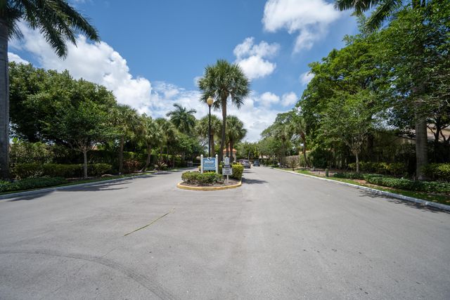 729 NW 29th Avenue, Delray Beach, FL 33445