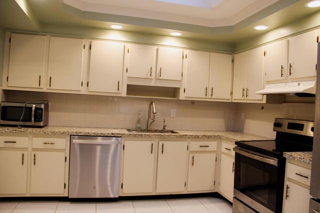 729 NW 29th Avenue, Delray Beach, FL 33445