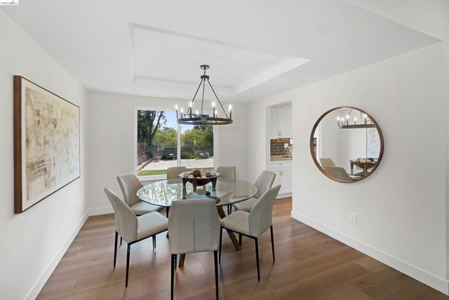 2704 Mohawk Cir, San Ramon, CA 94583