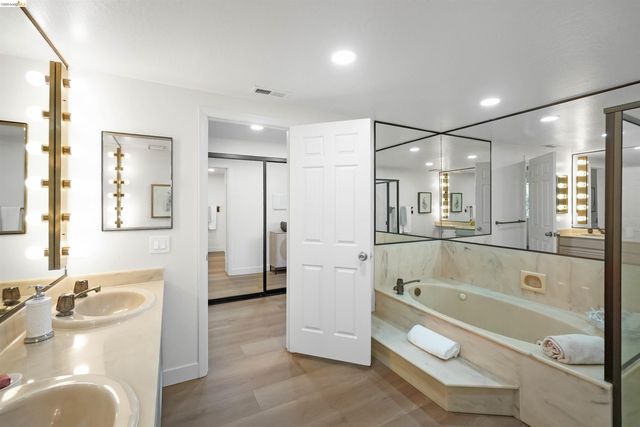 2704 Mohawk Cir, San Ramon, CA 94583