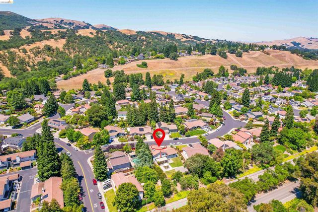 2704 Mohawk Cir, San Ramon, CA 94583