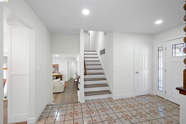2704 Mohawk Cir, San Ramon, CA 94583