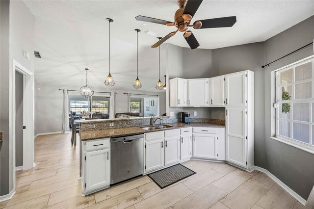 4851 HAMLETS GROVE DRIVE, Sarasota, FL 34235