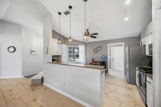 4851 HAMLETS GROVE DRIVE, Sarasota, FL 34235