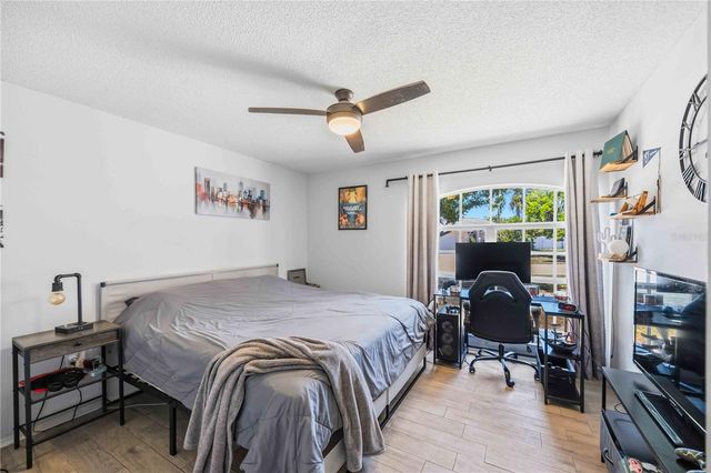 4851 HAMLETS GROVE DRIVE, Sarasota, FL 34235