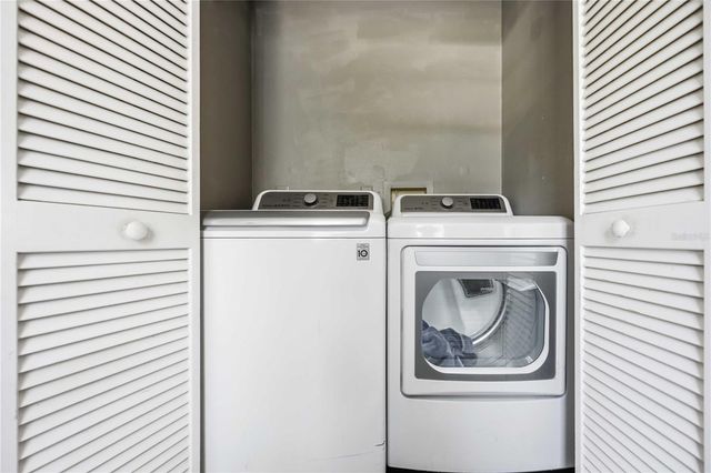 4851 HAMLETS GROVE DRIVE, Sarasota, FL 34235