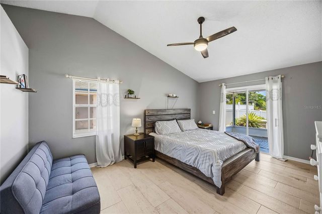 4851 HAMLETS GROVE DRIVE, Sarasota, FL 34235