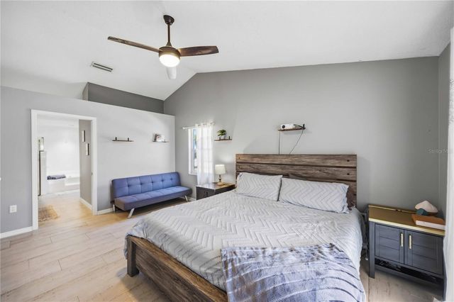 4851 HAMLETS GROVE DRIVE, Sarasota, FL 34235