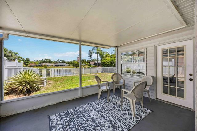 4851 HAMLETS GROVE DRIVE, Sarasota, FL 34235