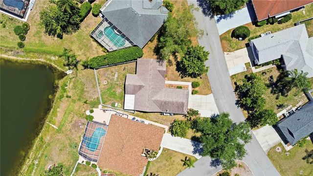 4851 HAMLETS GROVE DRIVE, Sarasota, FL 34235