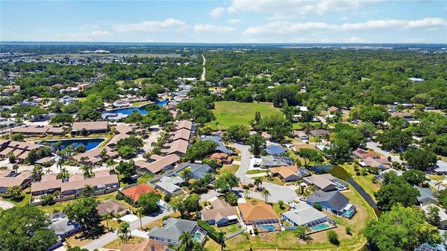 4851 HAMLETS GROVE DRIVE, Sarasota, FL 34235