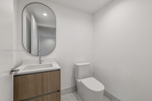 9221 E Bay Harbor Drive 212, Bay Harbor Islands, FL 33154
