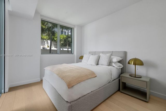 9221 E Bay Harbor Drive 212, Bay Harbor Islands, FL 33154