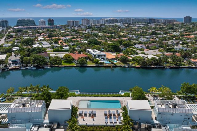 9221 E Bay Harbor Drive 212, Bay Harbor Islands, FL 33154