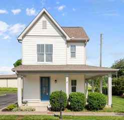 700 Cottage Park Dr, Nashville, TN 37207