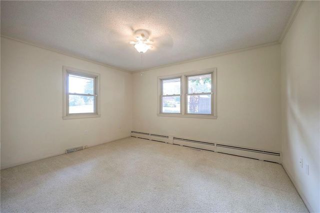 4036 Shrine Park Road, Leavenworth, KS 66048