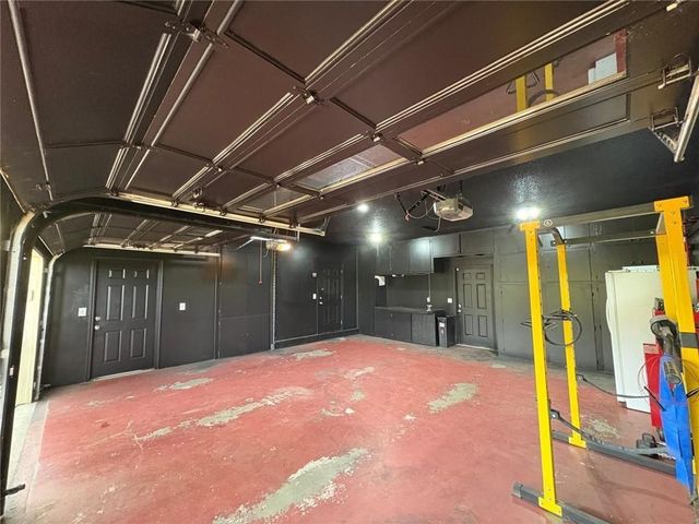 4036 Shrine Park Road, Leavenworth, KS 66048