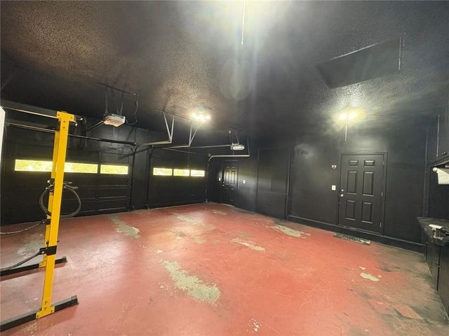 4036 Shrine Park Road, Leavenworth, KS 66048