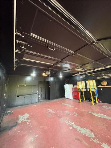 4036 Shrine Park Road, Leavenworth, KS 66048