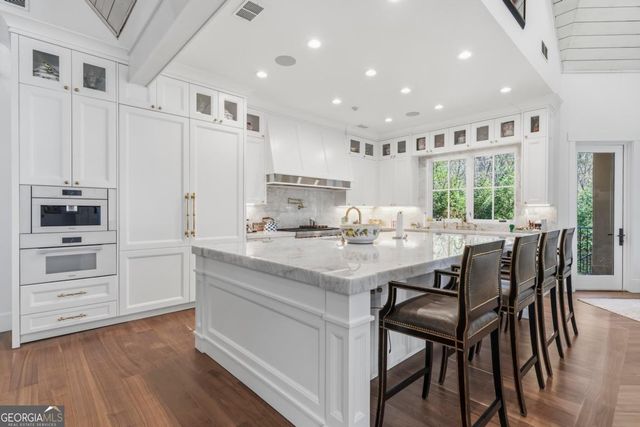 1090 Jones Bluff Court, Greensboro, GA 30642