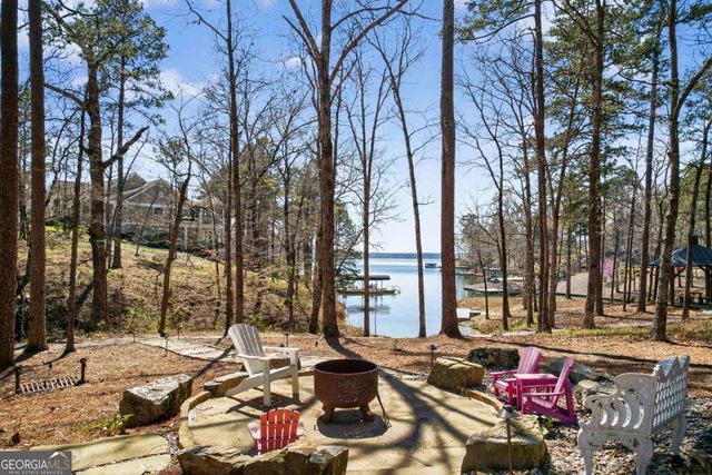 1090 Jones Bluff Court, Greensboro, GA 30642