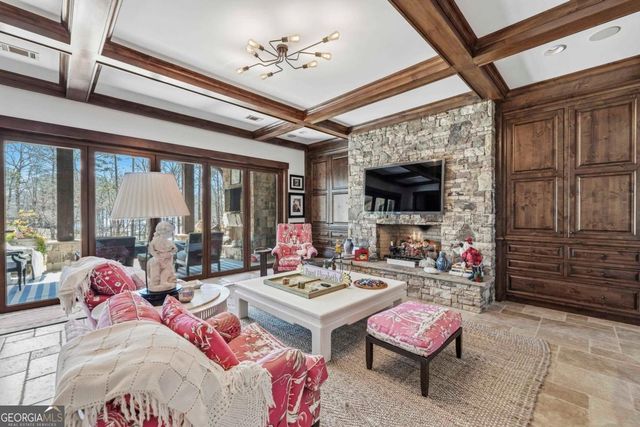 1090 Jones Bluff Court, Greensboro, GA 30642