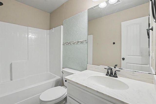 2420 NW 198th Street, Edmond, OK 73012