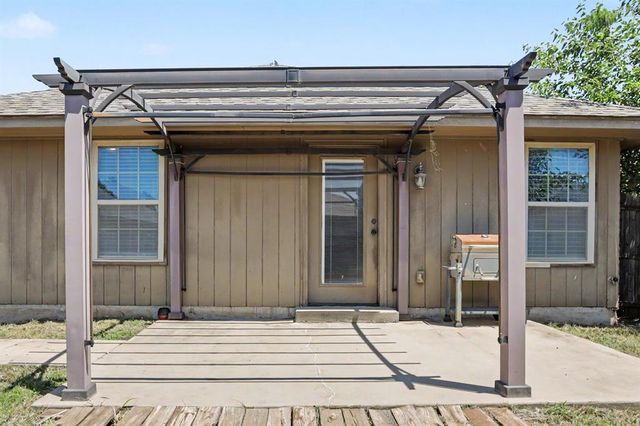 2420 NW 198th Street, Edmond, OK 73012