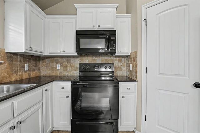 2420 NW 198th Street, Edmond, OK 73012