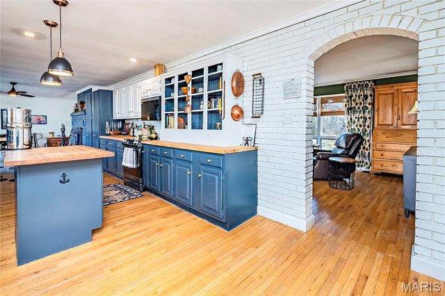 2131 Oakshire Farm, Unincorporated, MO 63084