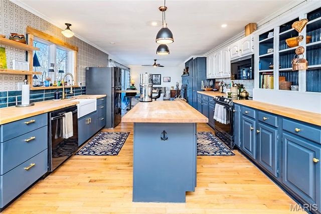 2131 Oakshire Farm, Unincorporated, MO 63084