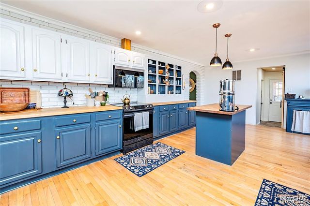 2131 Oakshire Farm, Unincorporated, MO 63084