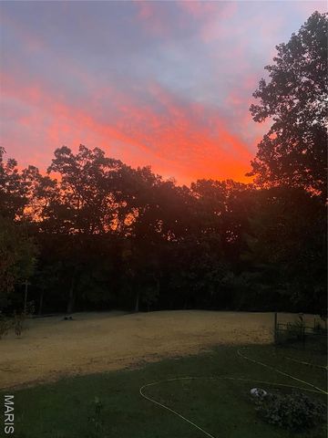 2131 Oakshire Farm, Unincorporated, MO 63084