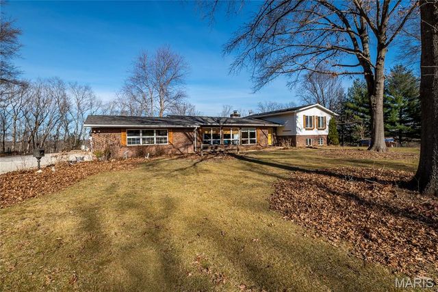 2131 Oakshire Farm, Unincorporated, MO 63084