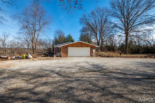 2131 Oakshire Farm, Unincorporated, MO 63084